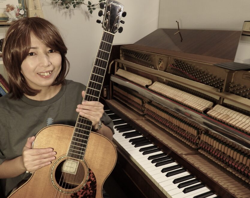 Larrivéeを長年愛する小西寛子のギターレビュー